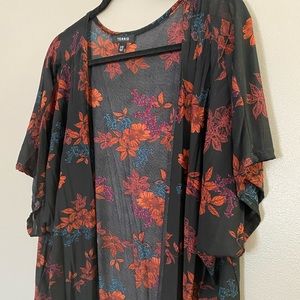 Torrid Short Sleeve Long Kimono